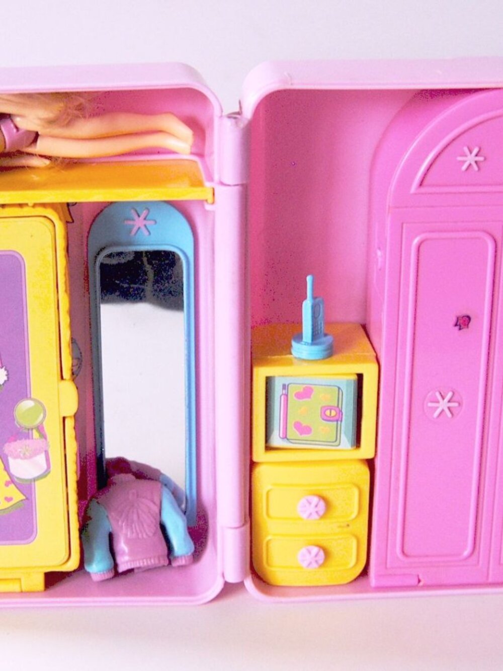 Vintage Fashion Polly Pocket "Super Stylin' Pink Bedroom Fashion Purse - Picture 5 of 8